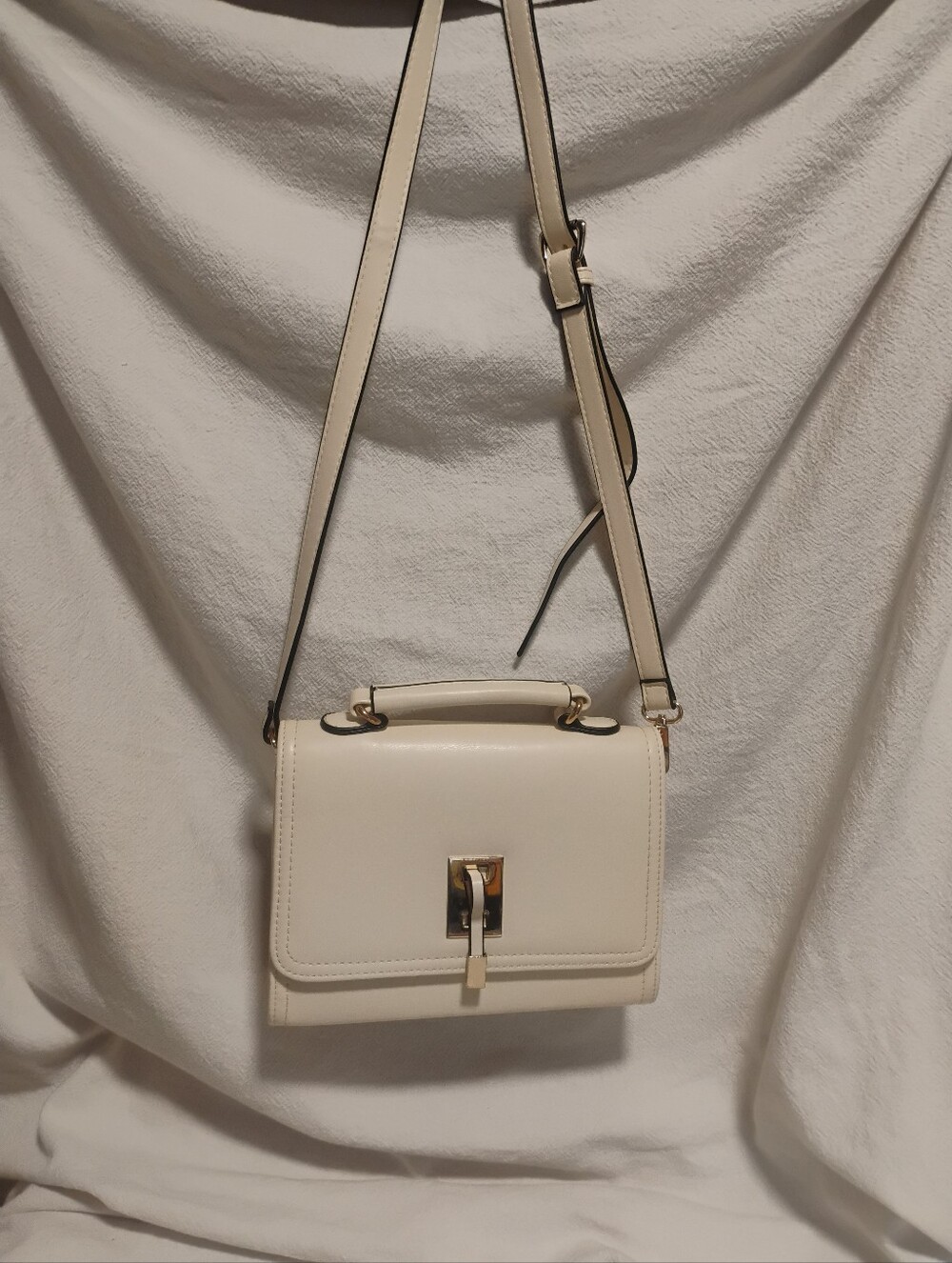 BEIBAOBAO Bear Crossbody Purse,Ivory/Cream/Gold Tone Hardware/Clean